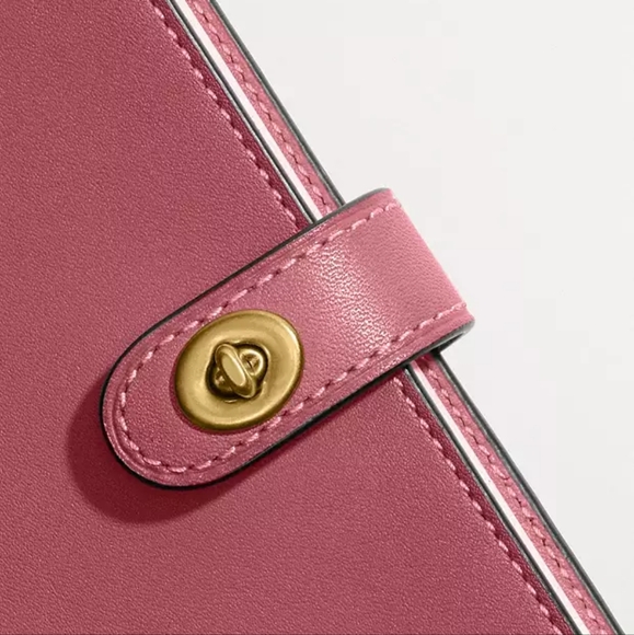 Coach Notebook New In Box Authentic - Picture 3 of 5